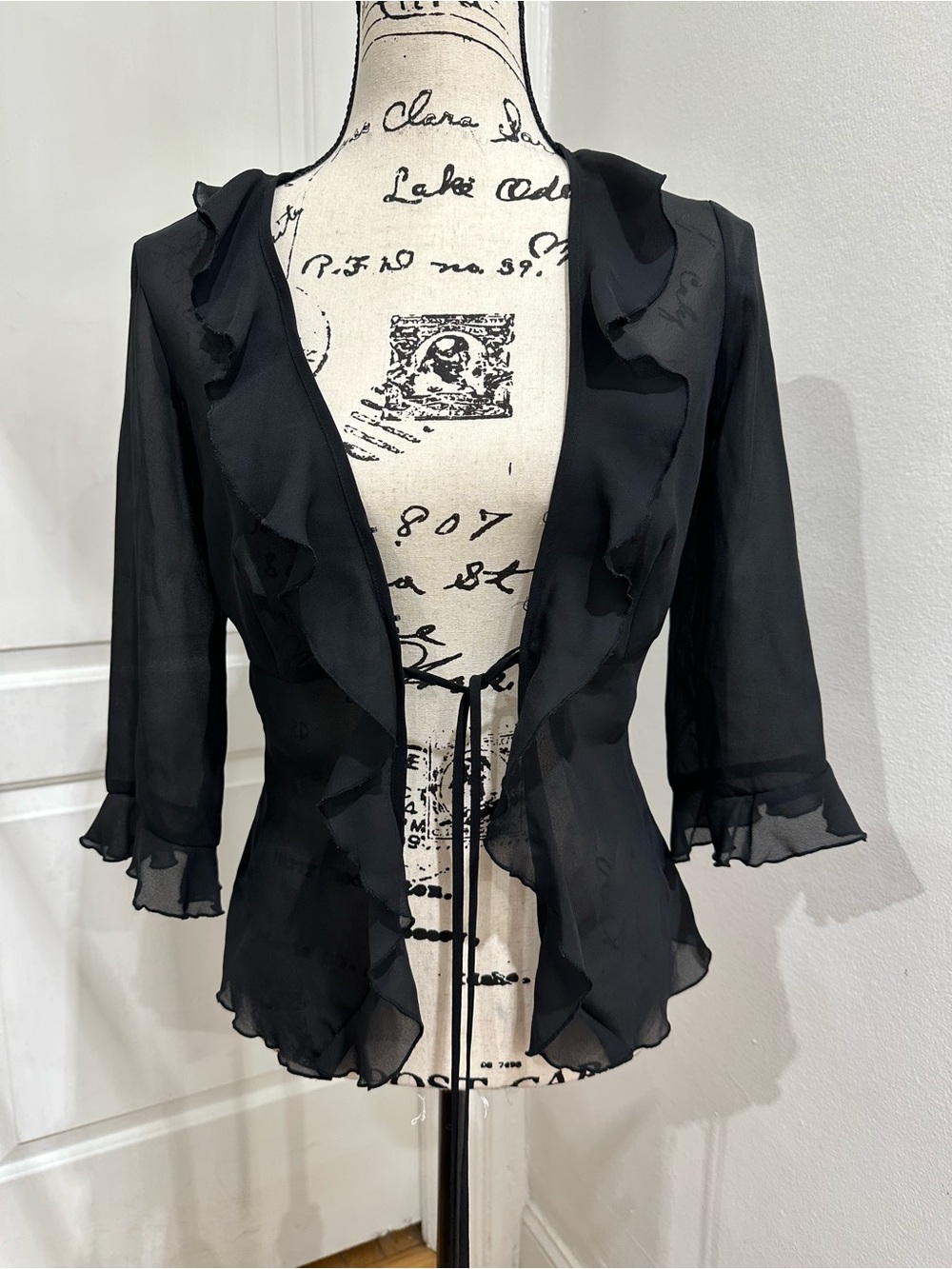 GUESS Black Sheer Ruffle Tie-Front Blouse